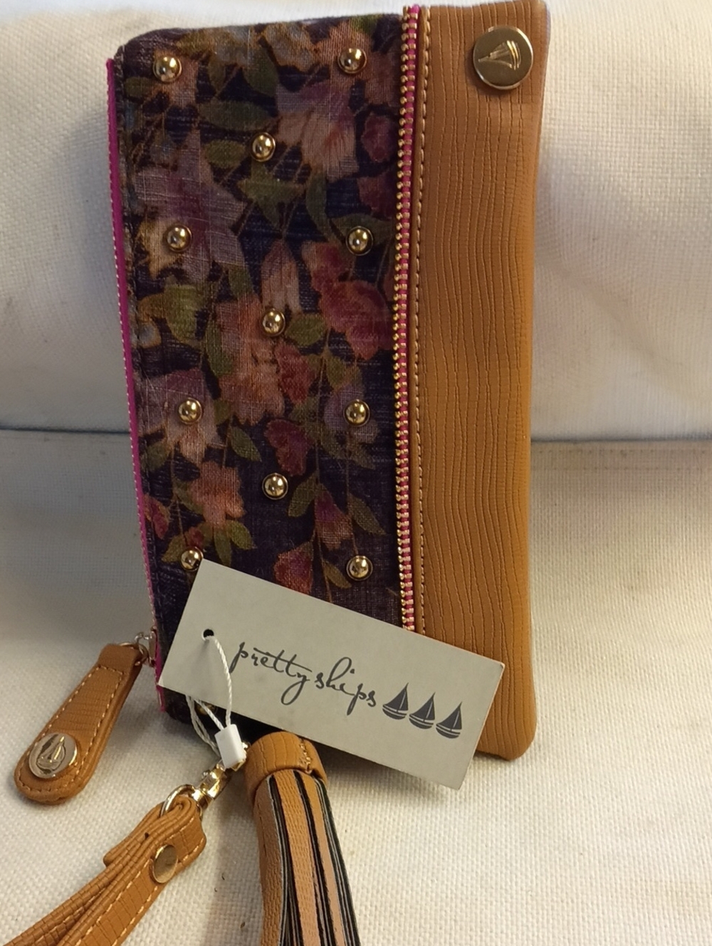 Floral and Tan Wristlet Wallet By Pretty Ships NWT 8 X 5 $45 Original Price
